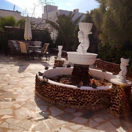 Livadaros 2* Karterados (Santorini)