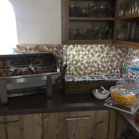 Livadaros Affittacamere Karterados (Santorini)