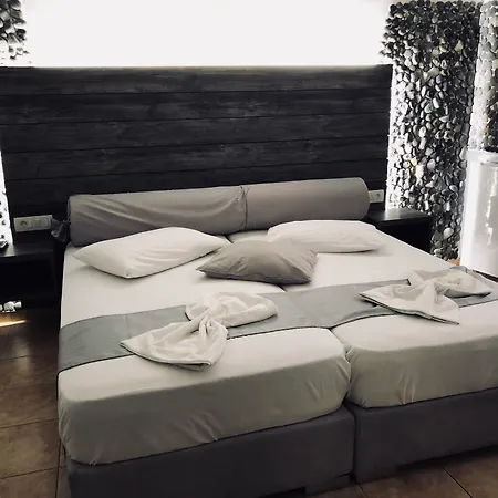 Livadaros 2* Karterados (Santorini)