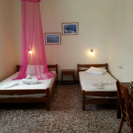Livadaros 2* Karterados (Santorini)